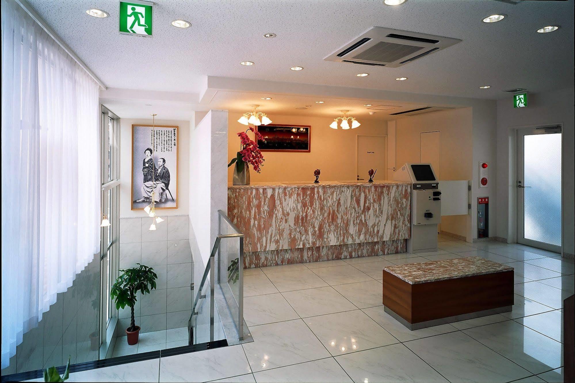 Kochi Ryoma Hotel Exteriör bild
